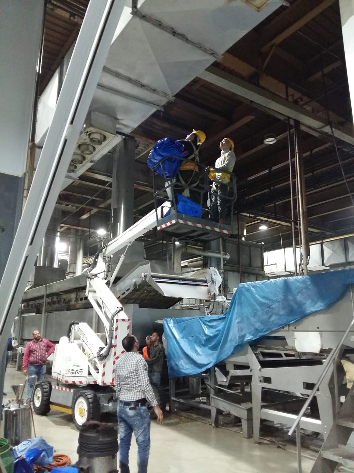 Industrial cleaning for factories